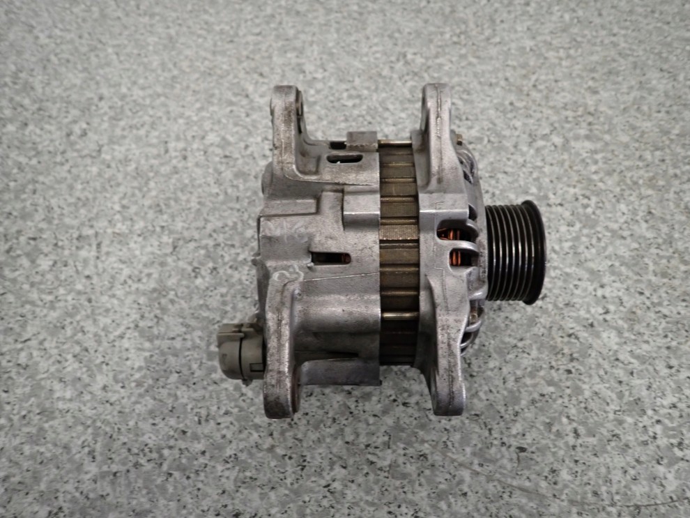 MAZDA 6 MAZDA6 02-05 2.0D RF5 ALTERNATOR 3/8