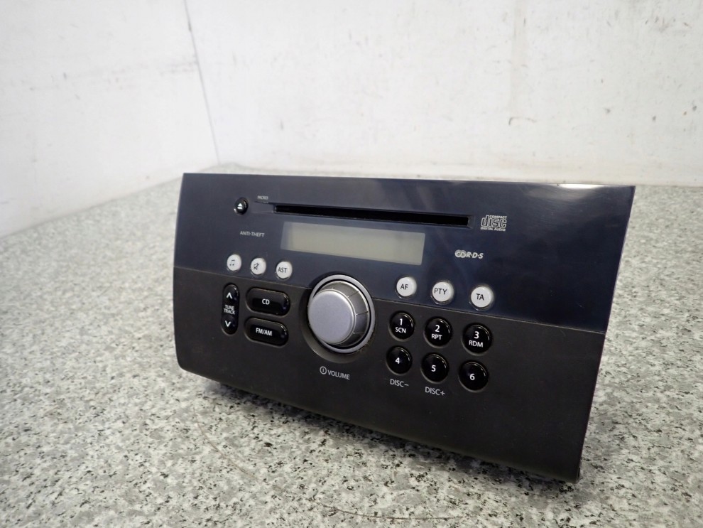 SUZUKI SWIFT 05-09 RADIO BEZ MP3 3/9