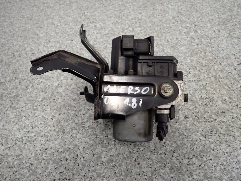 TOYOTA COROLLA VERSO 04-09 1.8i 1Z POMPA ABS 44540-0F010 1/9