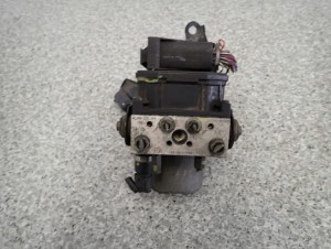 TOYOTA COROLLA VERSO 04-09 1.8i 1Z POMPA ABS 44540-0F010 2/9 MINIATURA