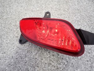 KIA CEED I HB 07-09 LAMPA TYLNA PRAWA W ZDERZAK ODBLASK 2/6 MINIATURA