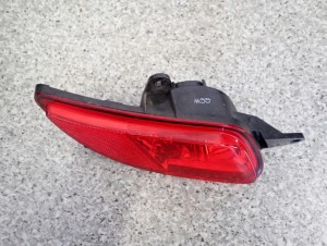 KIA CEED I HB 07-09 LAMPA TYLNA PRAWA W ZDERZAK ODBLASK 3/6 MINIATURA