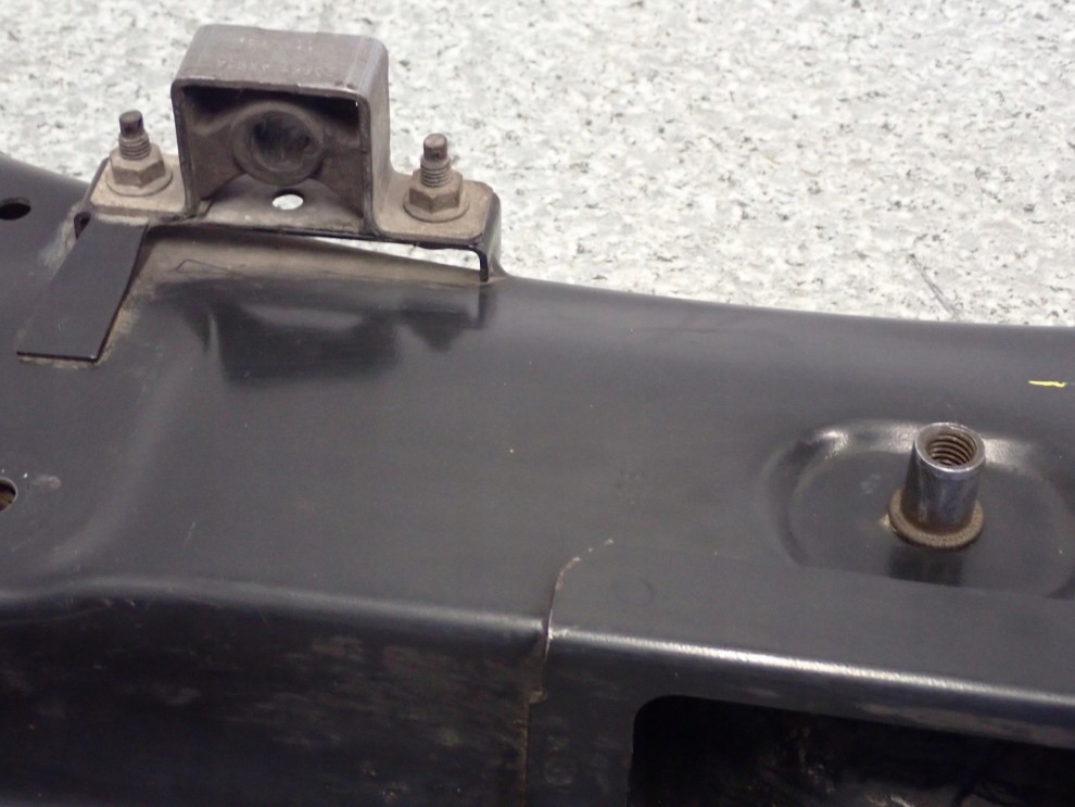 NISSAN NOTE 06-13 BELKA ZAWIESZENIA PRZEDNIEGO SANKI 7/13