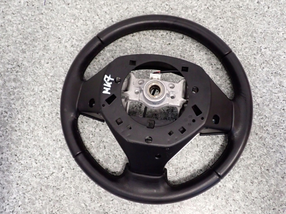 SUZUKI SWIFT 04-10 KIEROWNICA MULTIMEDIA KOŁO 5/8
