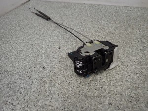 HYUNDAI i20 08-12 ZAMEK MASKI