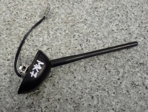 SUZUKI SWIFT IV MK7 10- ANTENA DACHOWA