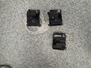 KIA CARENS III 06-11 SILNICZEK NASTAWNIK KLAPEK NAWIEWU