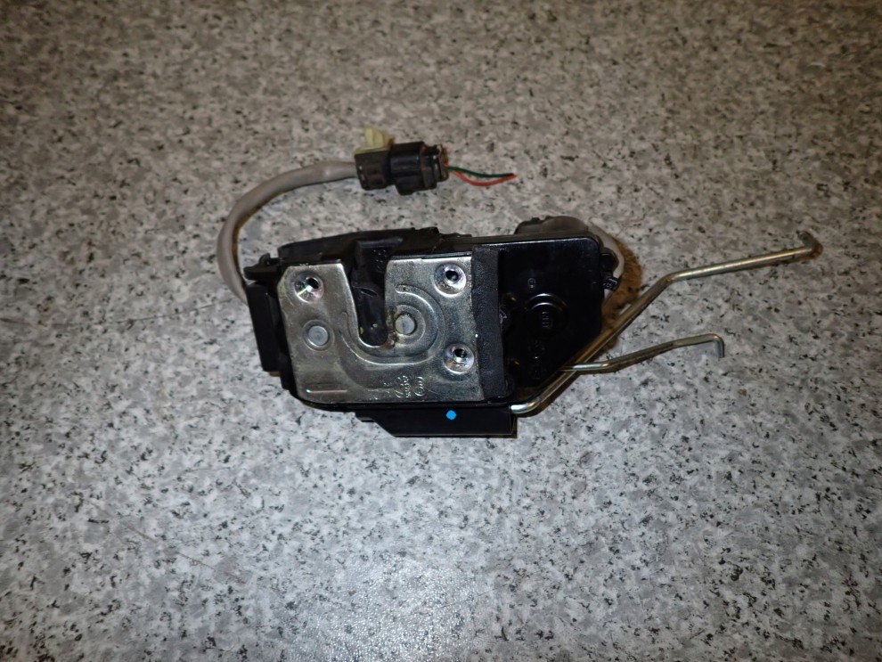 HYUNDAI GETZ 3D 02-10 ZAMEK DRZWI PRAWY 3/4