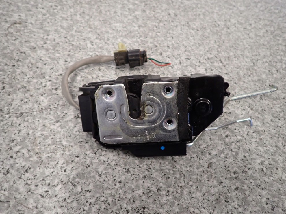 HYUNDAI GETZ 3D 02-10 ZAMEK DRZWI PRAWY 4/4