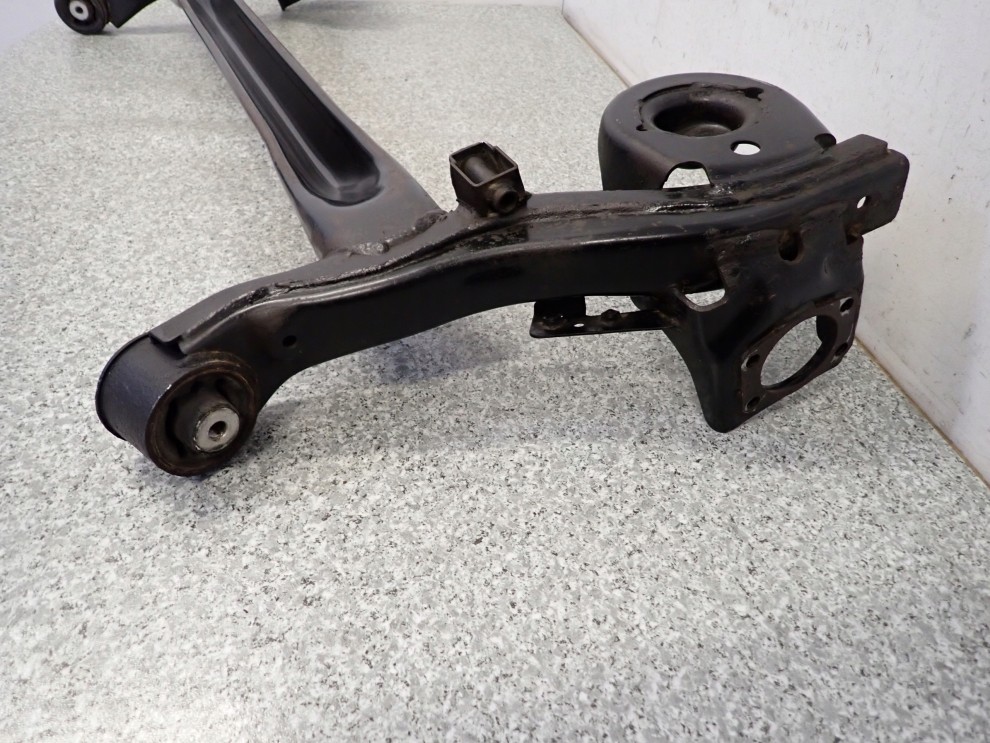 HYUNDAI i20 08-12 BELKA ZAWIESZENIA TYŁ GOŁA 9/9