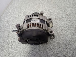 TOYOTA COROLLA VERSO 2.2D 04-09 ALTERNATOR 3/5 MINIATURA
