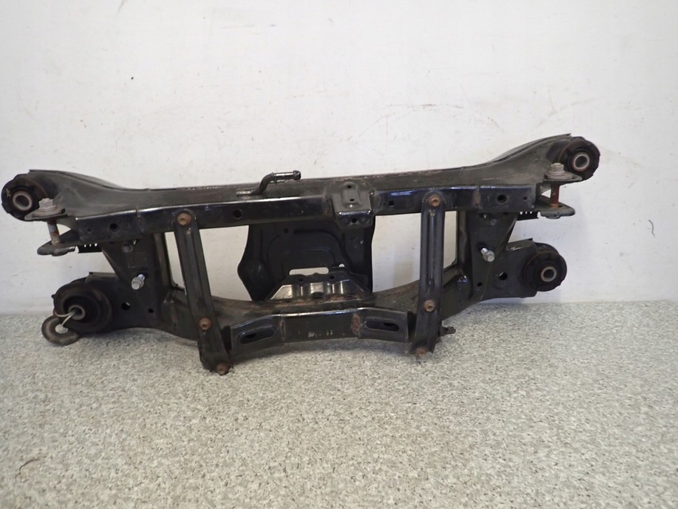 TOYOTA AVENSIS T27 09-15 BELKA TYLNA ZAWIESZENIA 4/10
