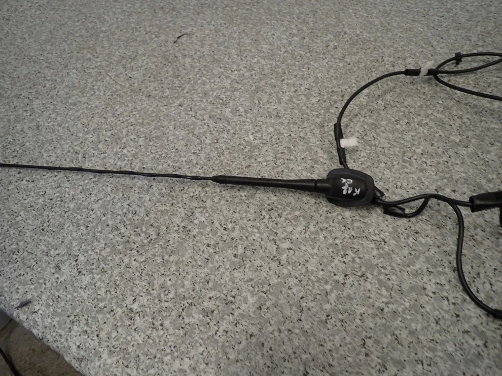 NISSAN MICRA K12 CC 03- ANTENA DACHOWA BAT ANTENY 2/5
