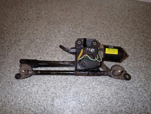 HYUNDAI GETZ 02-05 MECHANIZM WYCIERACZEK SILNICZEK KOMPLET
