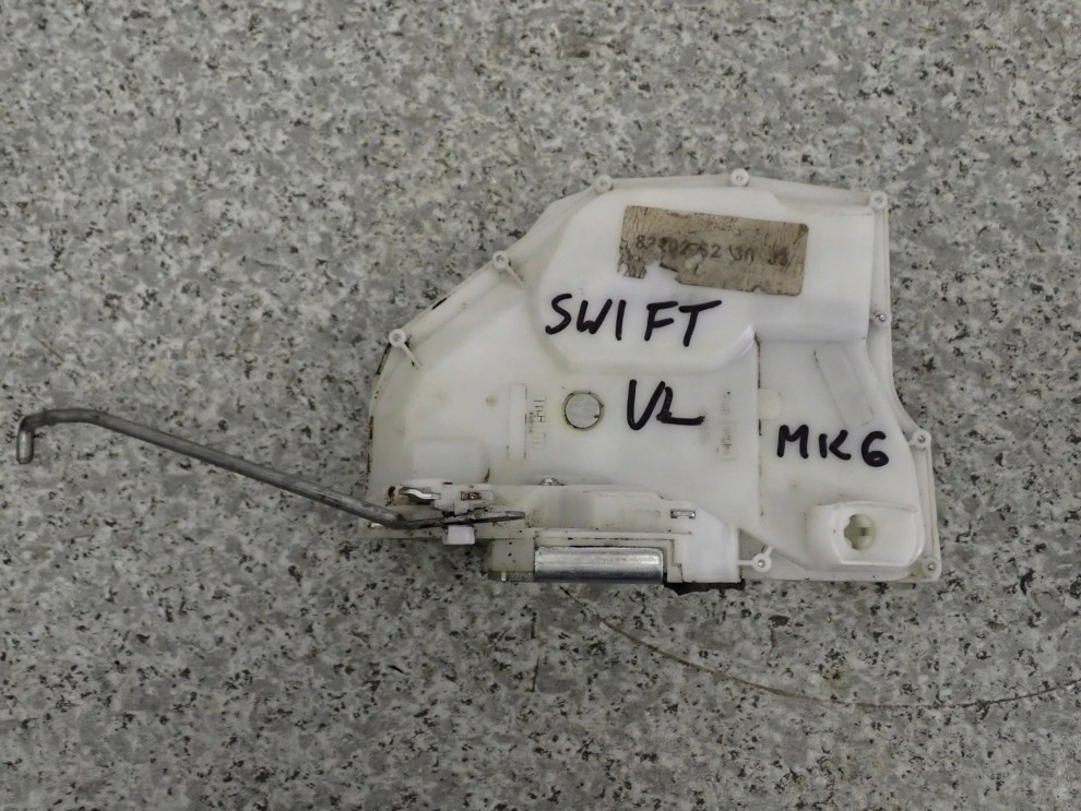 SUZUKI SWIFT HB 04-09 ZAMEK DRZWI PRZEDNI LEWY 10/10