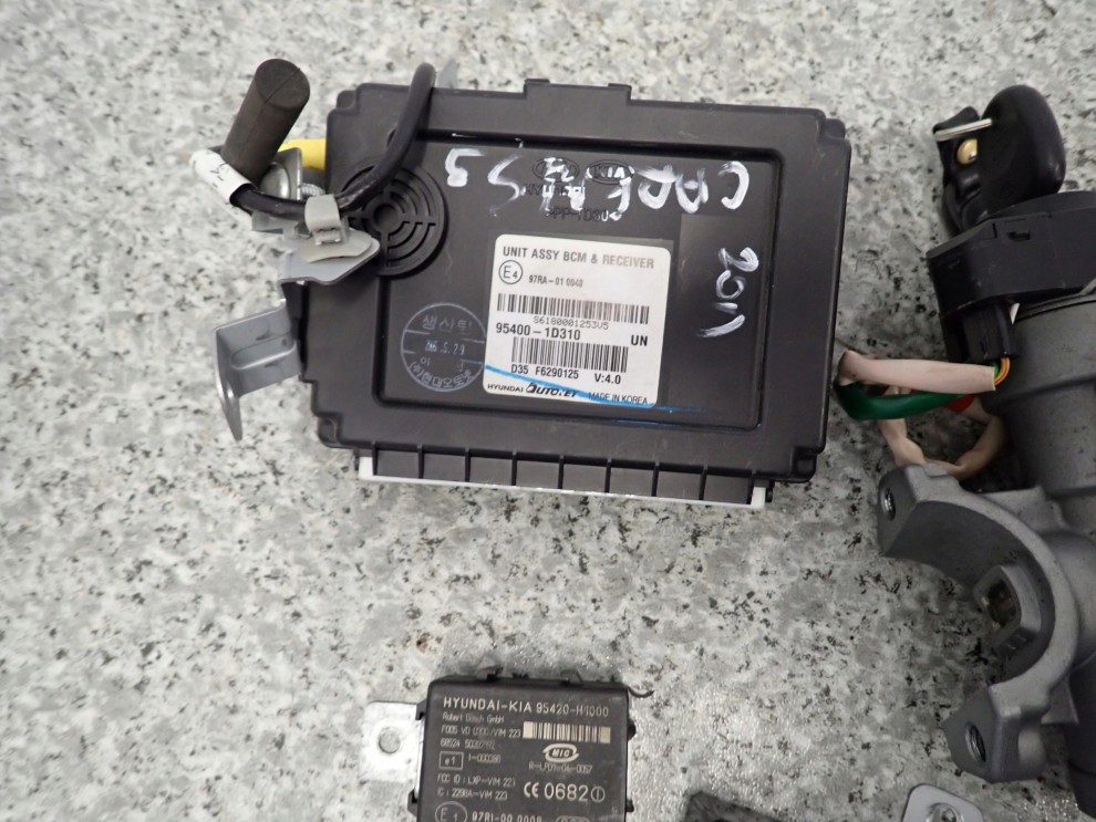 KIA CARENS III 06-11 CRDI ZESTAW STARTOWY STACYJKA KOMPUTER IMMO 4/8