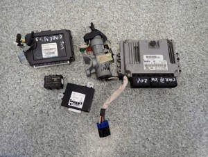 KIA CARENS III 06-11 CRDI ZESTAW STARTOWY STACYJKA KOMPUTER IMMO