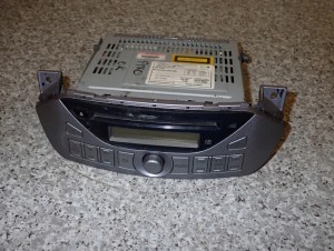 SUZUKI ALTO PIXO 09- RADIO RADIOODTWARZACZ CD 7/7 MINIATURA