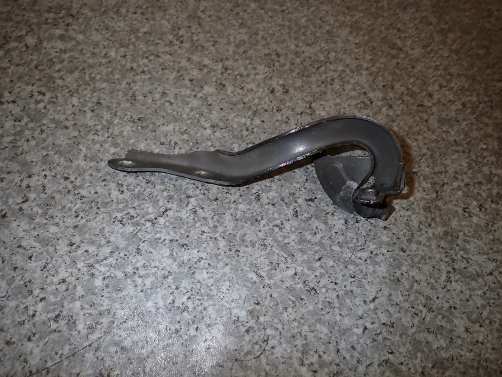 TOYOTA AYGO 05-12 ZAWIAS MASKI PRZEDNI LEWY 3/5
