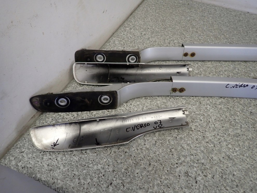 TOYOTA COROLLA VERSO 04-08 RELINGI DACHOWE KOMPLET 6/9