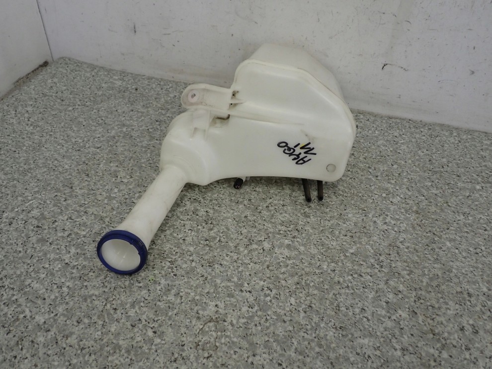 TOYOTA AYGO 05-12 ZBIORNICZEK SPRYSKIWACZY POMPKI 4/6
