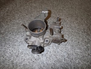 HONDA CIVIC MA 1.4i 94-00 PRZEPUSTNICA POWIETRZA 3/7 MINIATURA