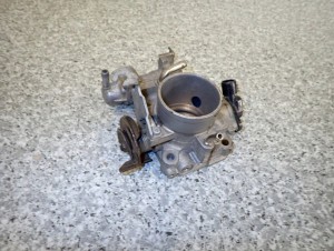 HONDA CIVIC MA 1.4i 94-00 PRZEPUSTNICA POWIETRZA 4/7 MINIATURA