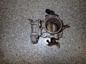 HONDA CIVIC MA 1.4i 94-00 PRZEPUSTNICA POWIETRZA 6/7 MINIATURA
