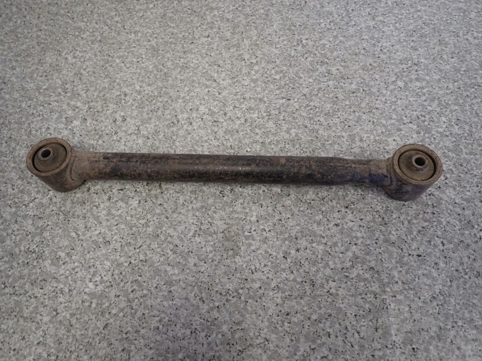 SUZUKI GRAND VITARA I 99-05 WAHACZ TYLNY PRAWY 3/5