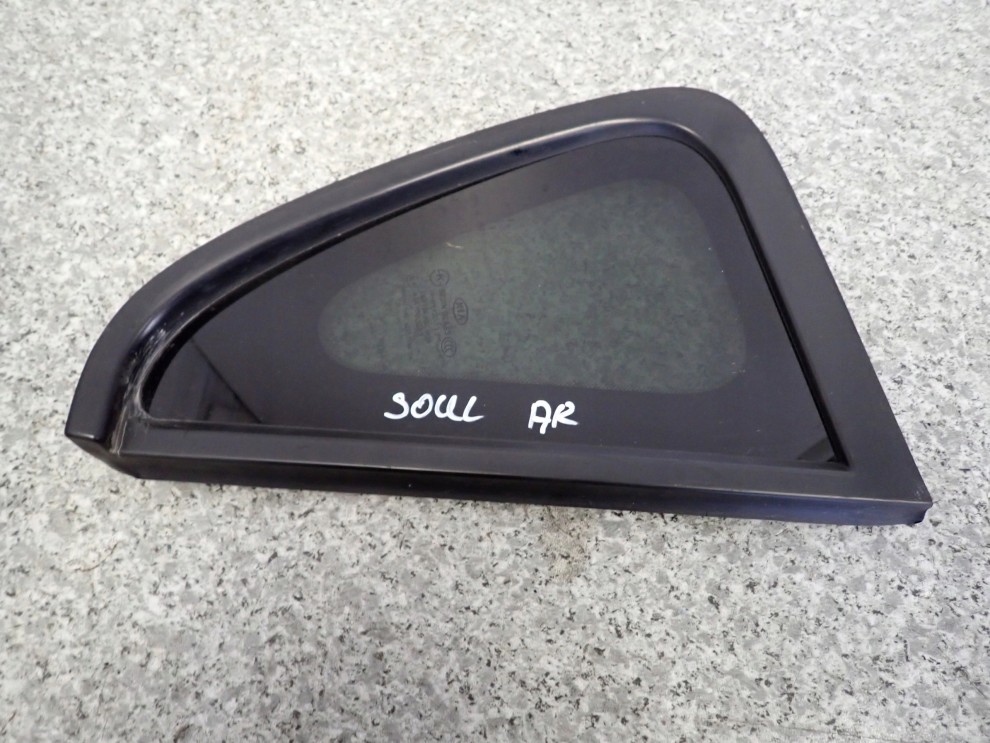 KIA SOUL I 09- SZYBA KAROSERYJNA TYLNA PRAWA 2/4