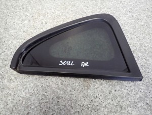KIA SOUL I 09- SZYBA KAROSERYJNA TYLNA PRAWA 2/4 MINIATURA
