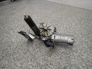 NISSAN ALMERA TINO 00- SILNICZEK WYCIERACZKI TYLNEJ