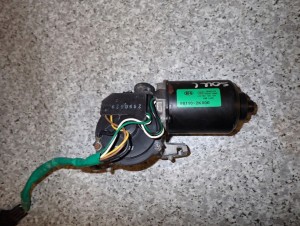 KIA SOUL I 09- SILNICZEK WYCIERACZEK PRZEDNICH 5/6 MINIATURA