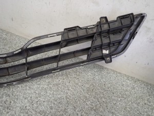 TOYOTA VERSO 09-13 ATRAPA ZDERZAKA PRZEDNIEGO 1G3 5/5 MINIATURA
