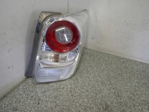 TOYOTA VERSO 09-13 LAMPA TYLNA PRAWA 2/9 MINIATURA