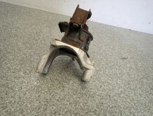 HONDA ACCORD VII CL 02-07 2.0i PODUSZKA SKRZYNI BIEGÓW
