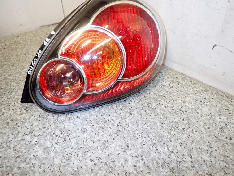 TOYOTA AYGO LIFT 10-12 LAMPA TYLNA PRAWA 2/10