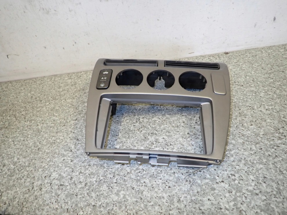 HONDA CIVIC 7 VII GEN 01-05 RAMKA RADIA 4/8