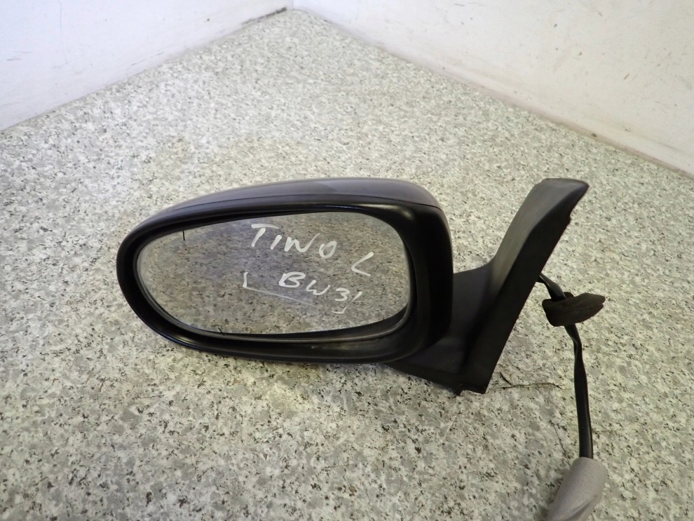 ALMERA TINO 00-06 LUSTERKO LEWE 3 PINY 2/8