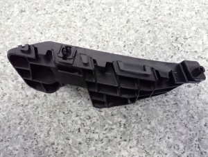 SUZUKI SWIFT MK7 10- ŚLIZG ZDERZAKA PRZEDNI LEWY NOWY 2/5 MINIATURA