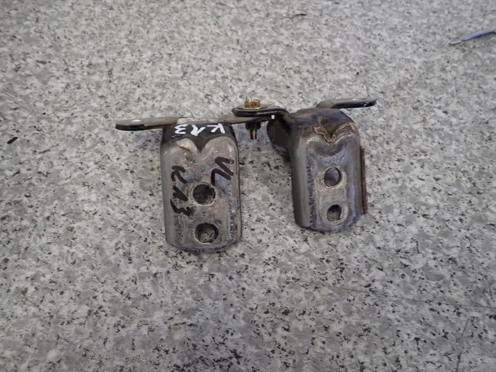 NISSAN MICRA K13 10-16 ZAWIASY DRZWI PRZÓD LEWE 2/6