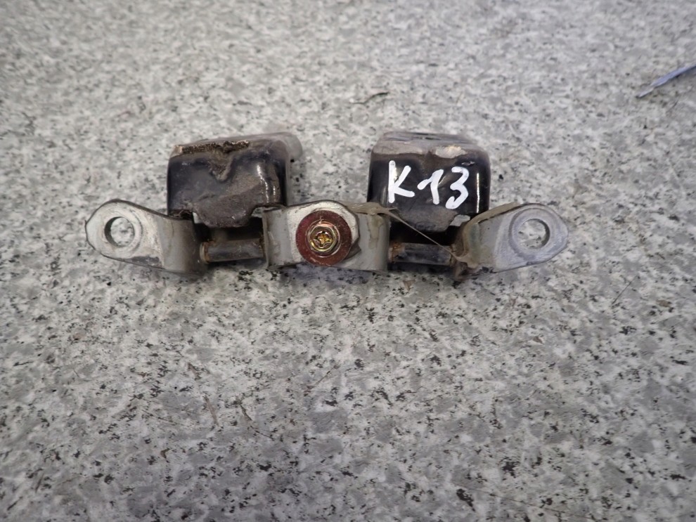 NISSAN MICRA K13 10-16 ZAWIASY DRZWI PRZÓD LEWE 4/6