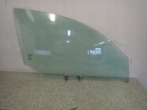 NISSAN ALMERA N16 HB 3d 00-06 SZYBA PRZEDNIA PRAWA