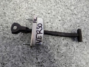 TOYOTA VERSO 09-13 OGRANICZNIK TYLNY LEWY