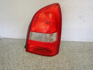 NISSAN PRIMERA 02-07 P12 4D SEDAN LAMPA TYLNA PRAWA 2/7 MINIATURA
