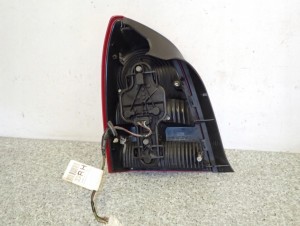 NISSAN PRIMERA 02-07 P12 4D SEDAN LAMPA TYLNA PRAWA 5/7 MINIATURA