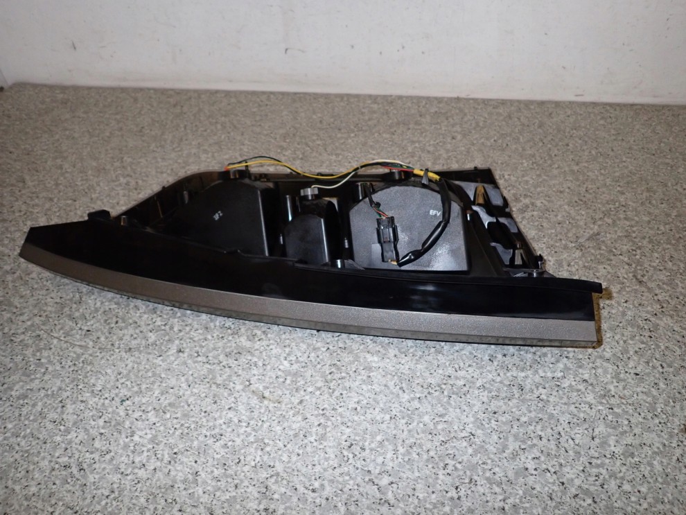 KIA SOUL I 09-11 LAMPA TYLNA LEWA IM 6/7