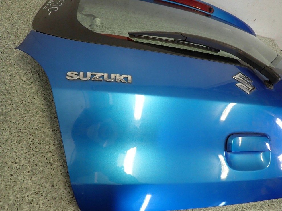 SUZUKI CELERIO 14-19 KLAPA BAGAŻNIKA SZYBA TYLNA ZQE 11/16