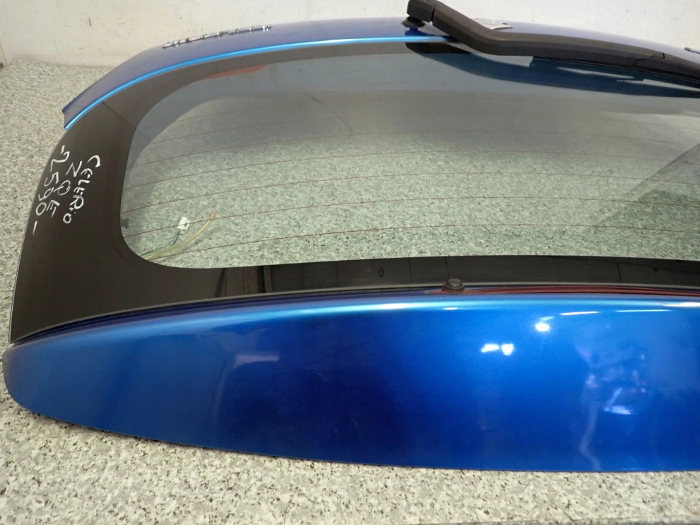 SUZUKI CELERIO 14-19 KLAPA BAGAŻNIKA SZYBA TYLNA ZQE 13/16