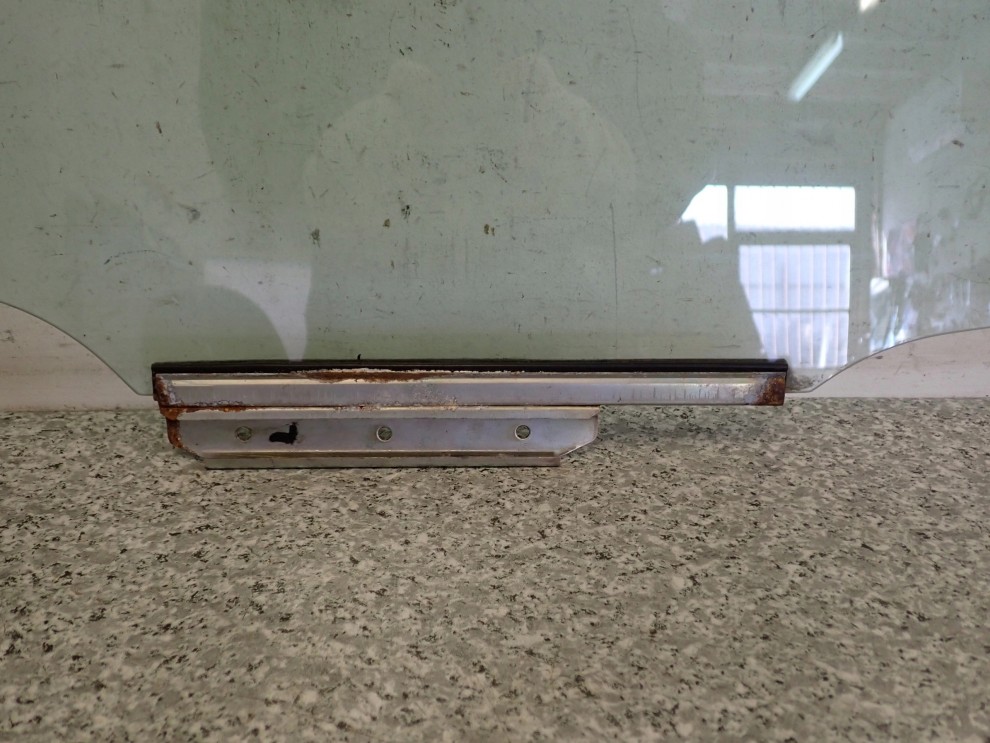 TOYOTA VERSO 09-13 SZYBA DRZWI TYLNA LEWA 5/5
